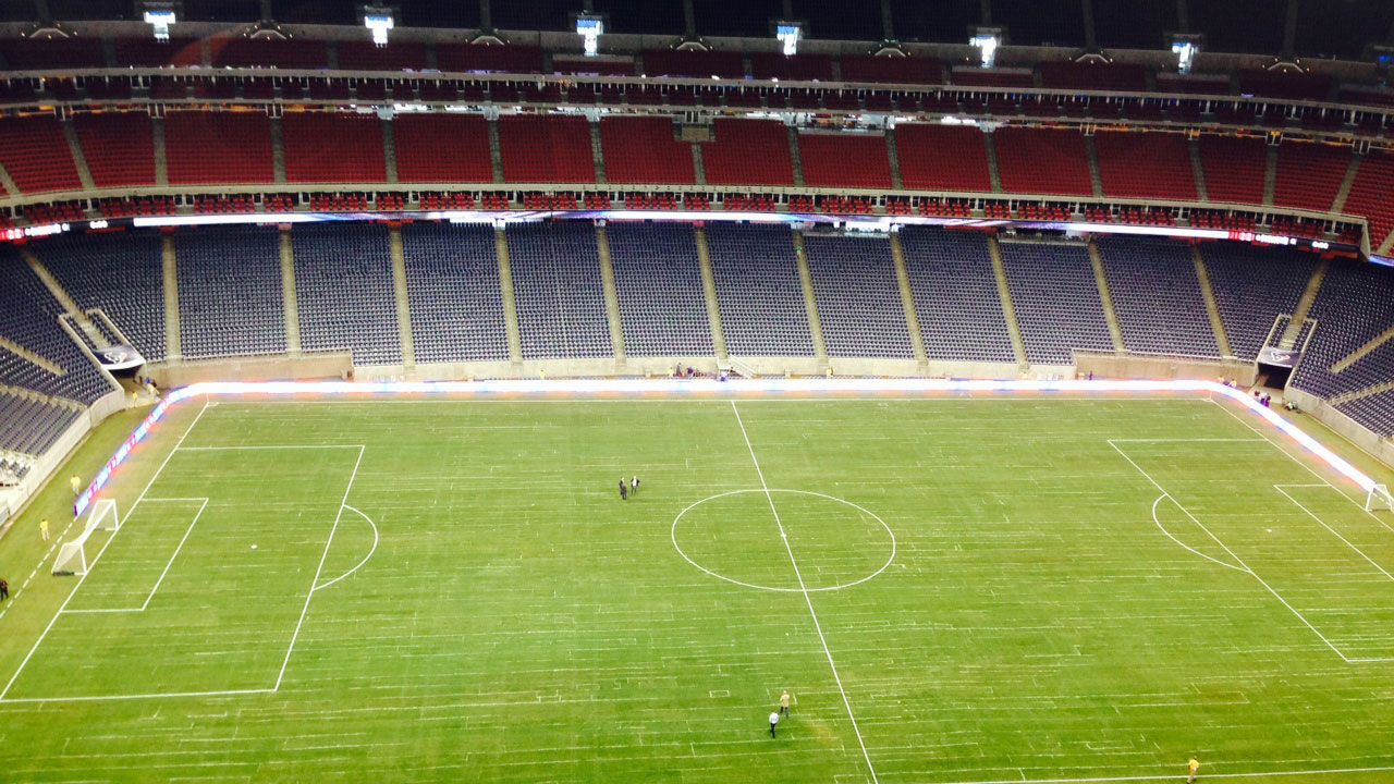 Chivas vs. Mil�n