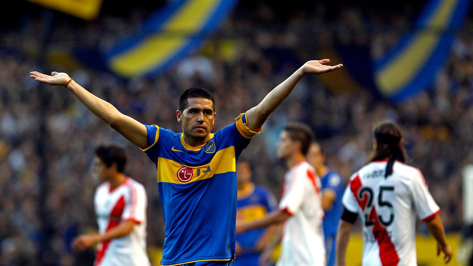 Juan Rom�n Riquelme