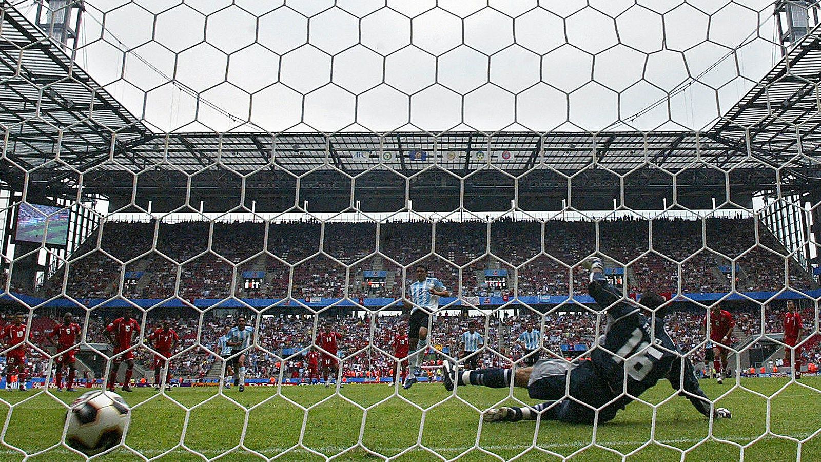 Juan Rom�n Riquelme