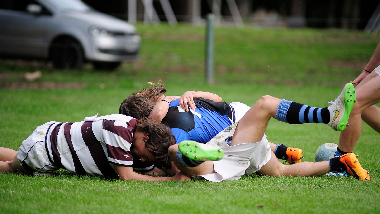 M�S QUE ACAD�MICO, UNIVERSITARIO