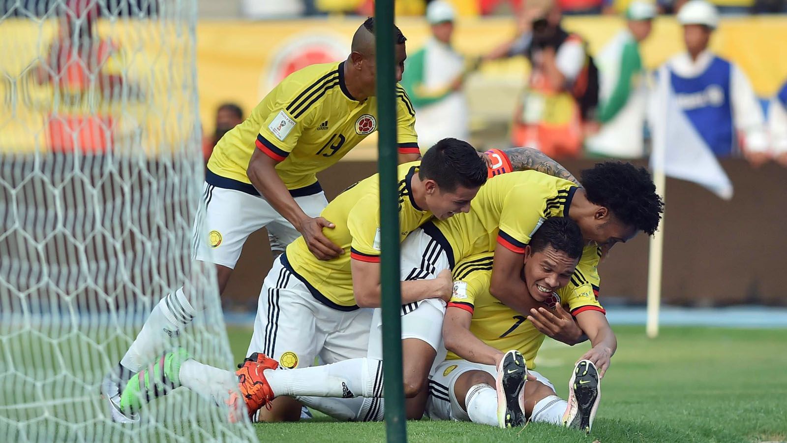 COLOMBIA v ECUADOR