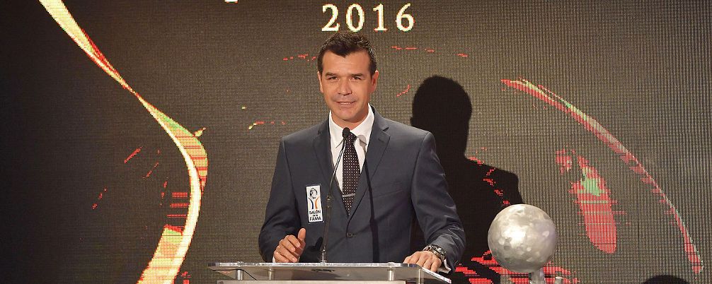 Ingresan nuevos inmortales al Salón de la Fama del Futbol