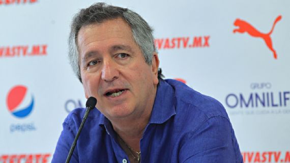 Manda mensaje Vergara para la afición de Chivas