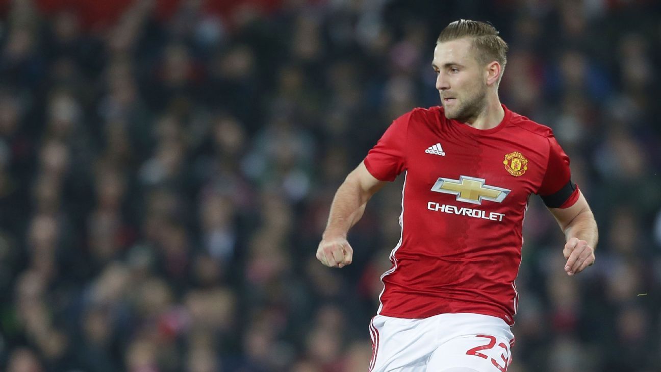 Luke Shaw estaría en la mira del Barcelona