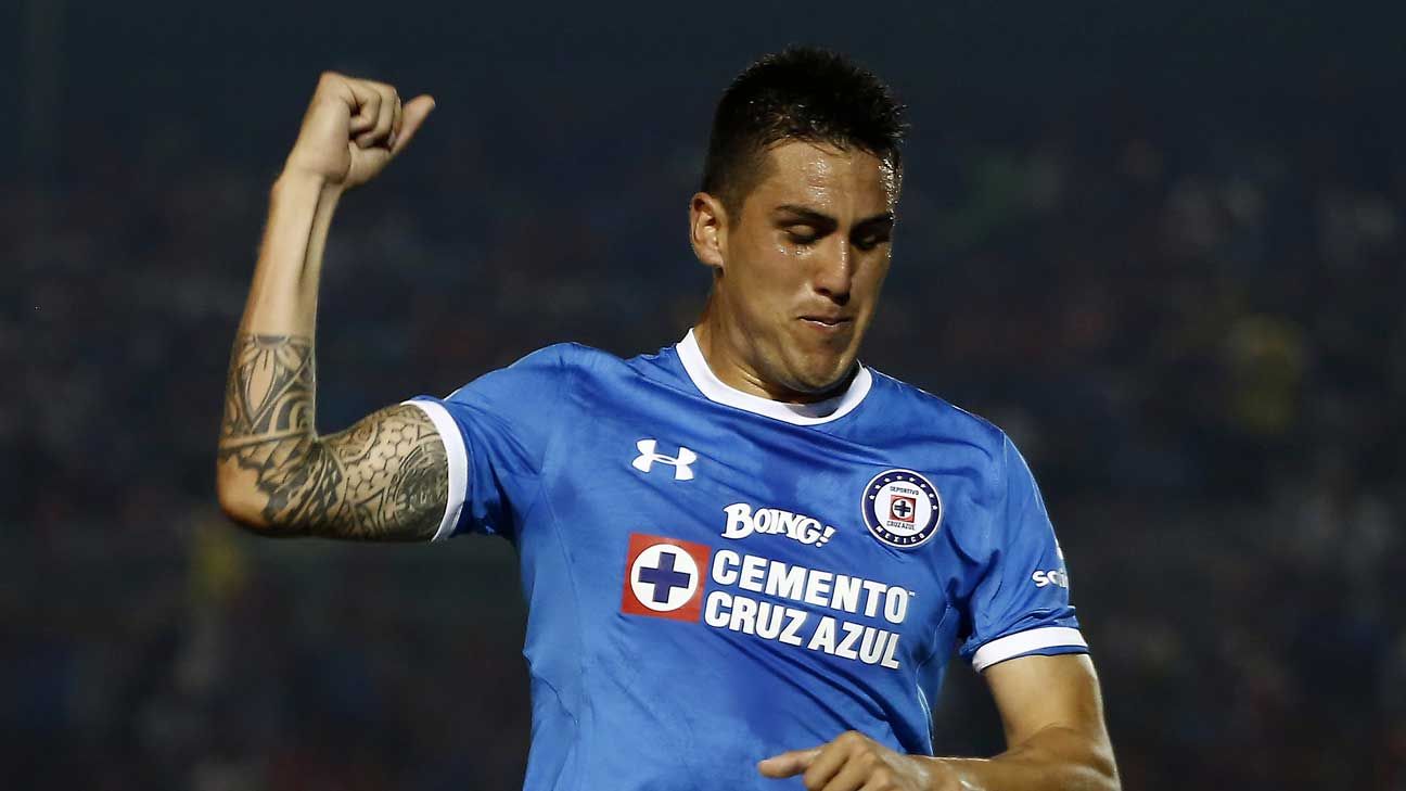 Cruz Azul pone transferible a su columna vertebral