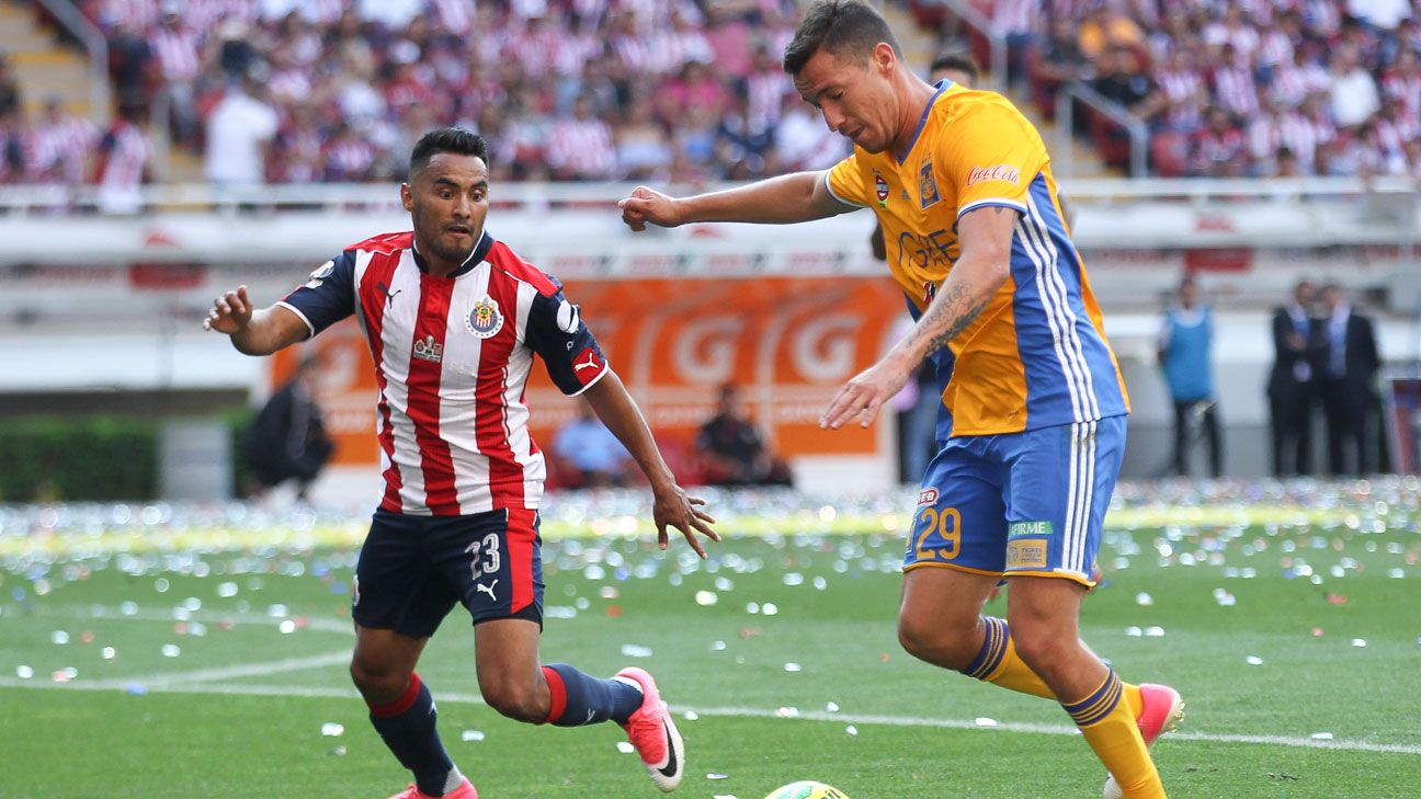 Dueñas reta a golpes a Ponce al final del juego