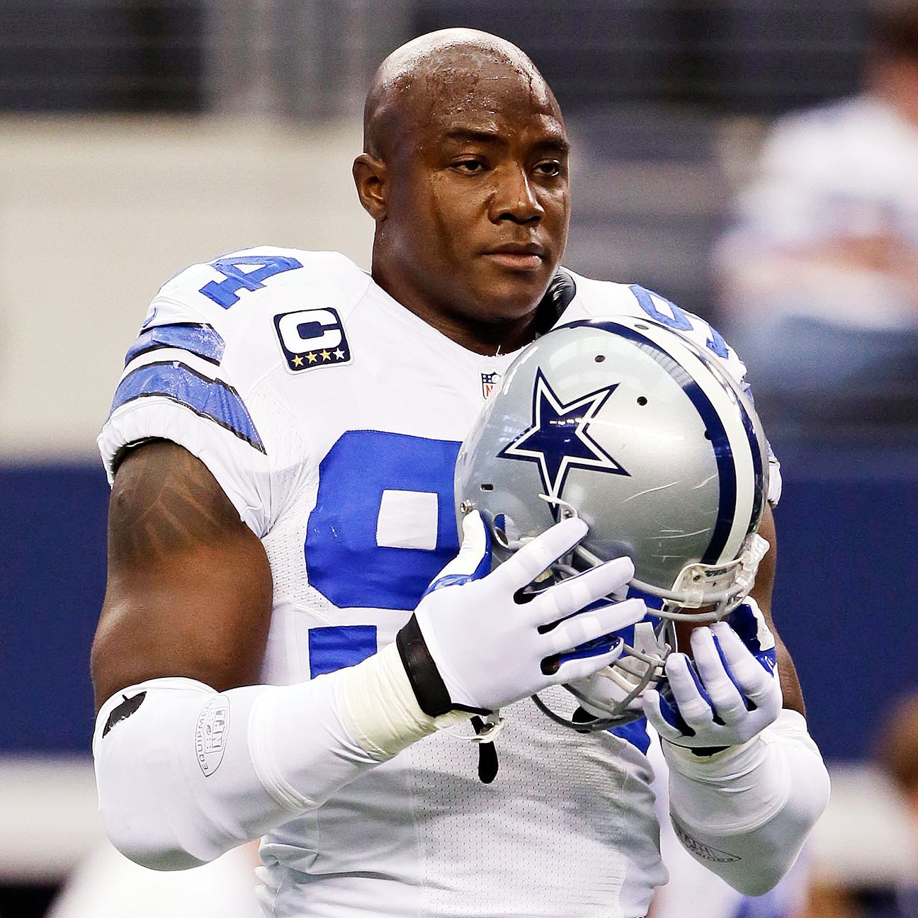 DeMarcus Ware, Denver Broncos agree to 30 million deal