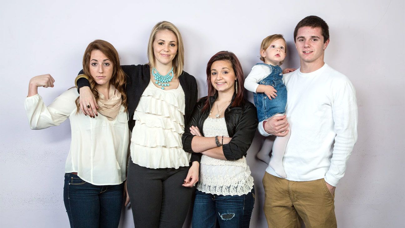 North Carolina's Ryan Switzer and little sister share special bond