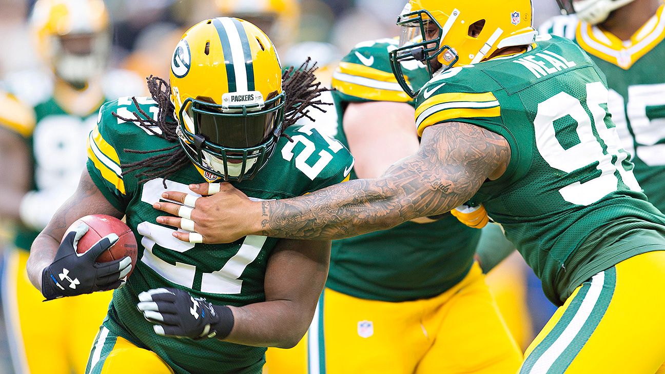 packers sign eddie lacy