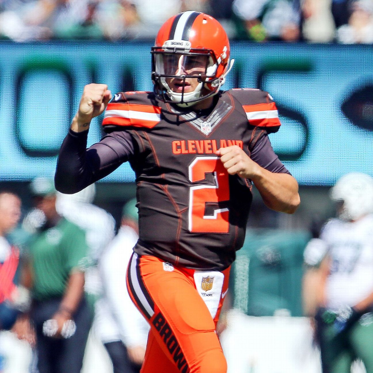 Manziel, Benjamin connect for 2 more long TDs