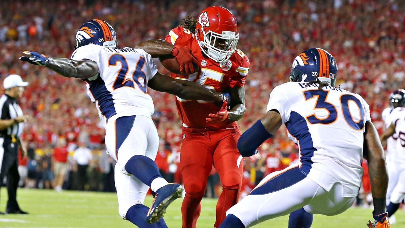 Veteran RB Charles to visit Broncos Tuesday