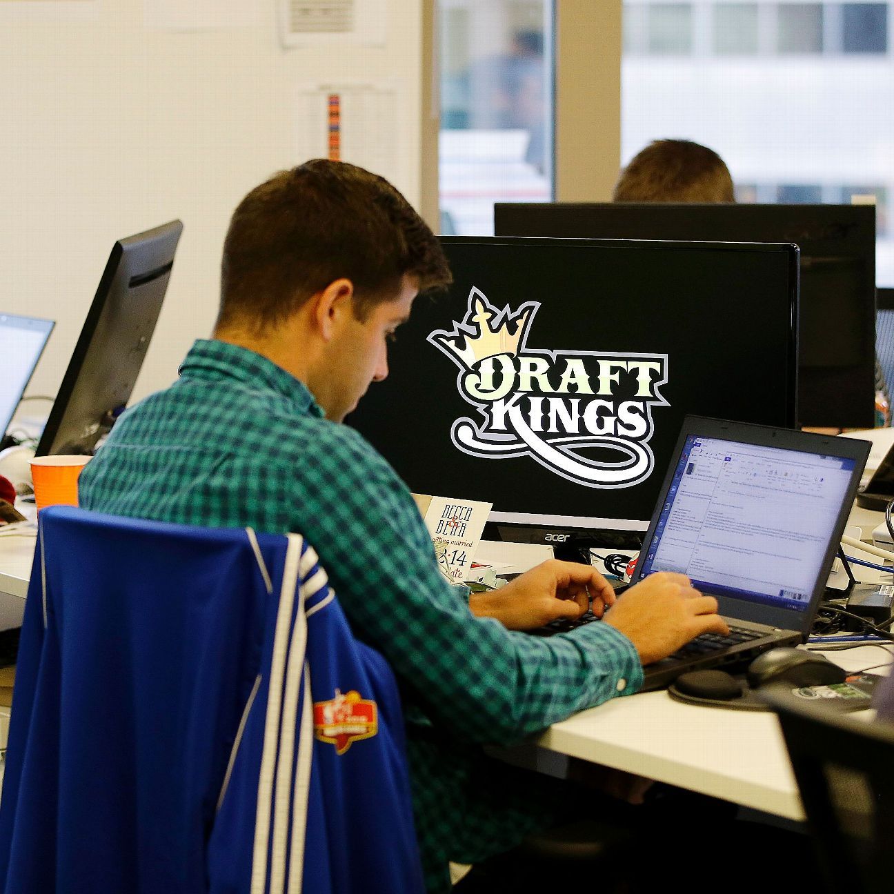 Firm: DraftKings worker got data after roster set