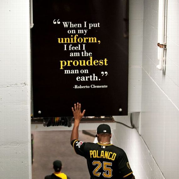 Letrero camerino Roberto Clemente PNC Park