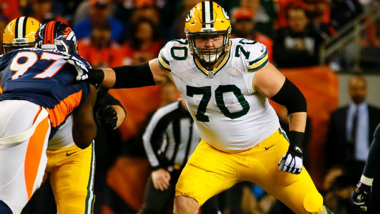 After delay, T.J. Lang hopes healthy shoulder leads to healthy contract year