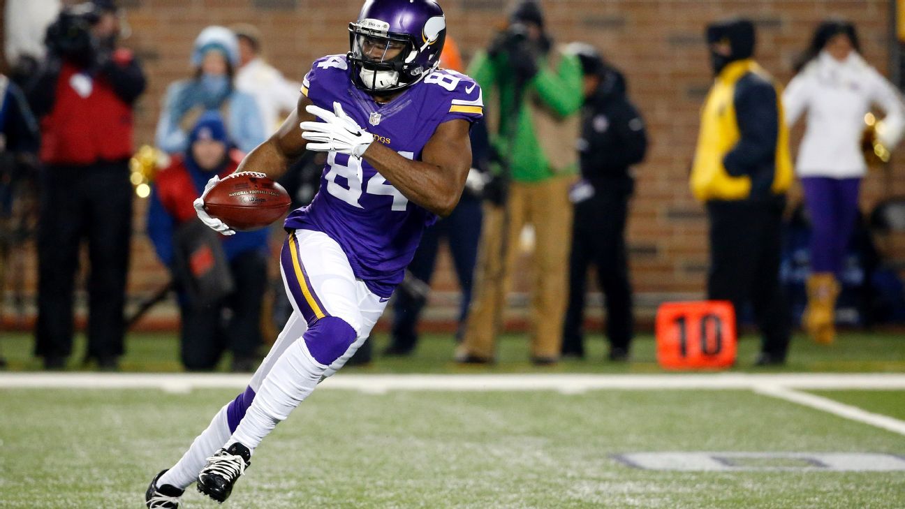 Source: Vikings pass on WR Patterson's option