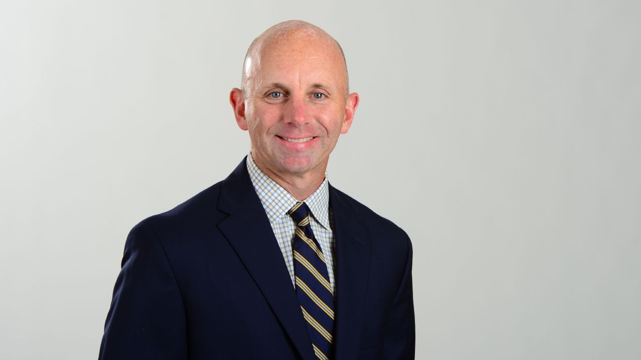 Sean McDonough named new play-by-play announcer for Monday ...