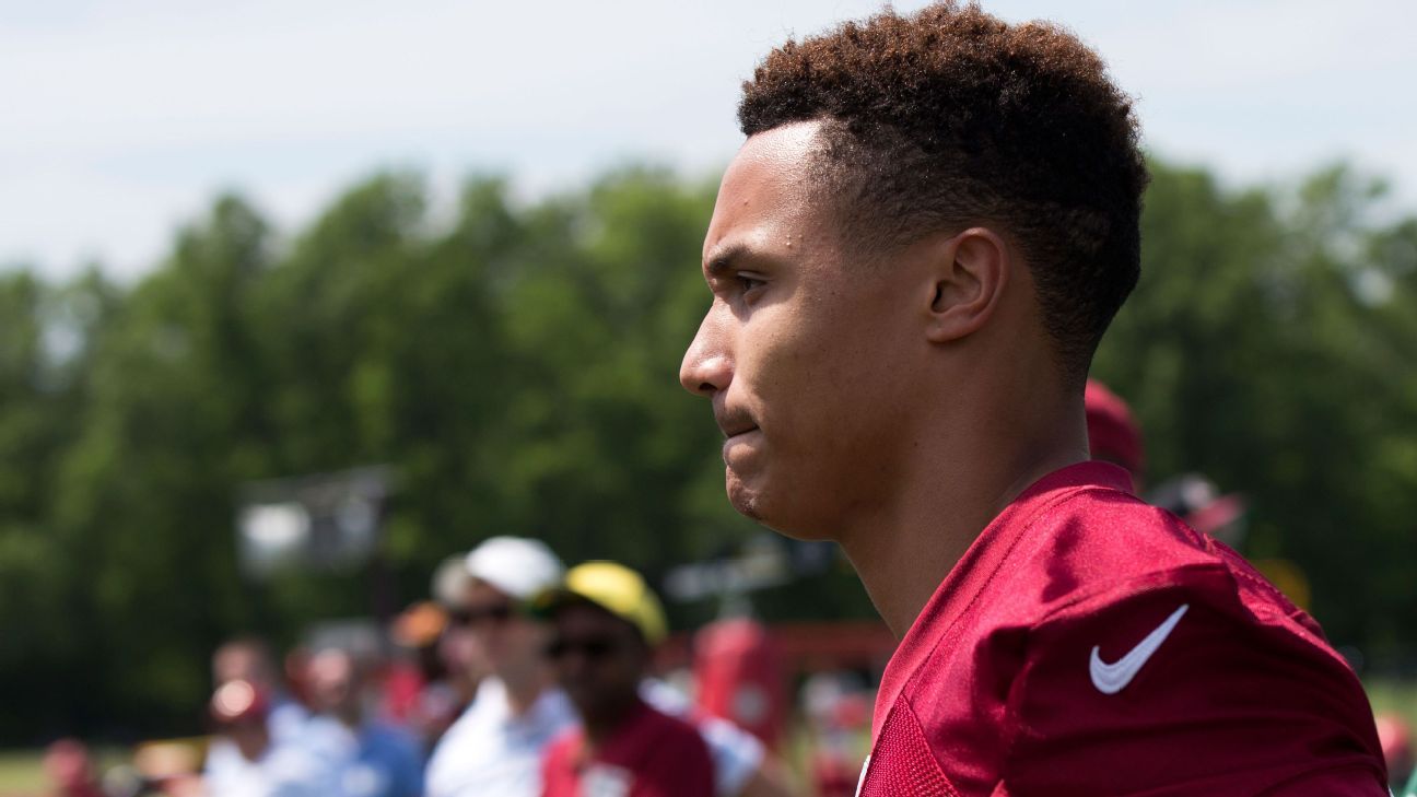 Silent treatment: Su'a Cravens ignores calls from Cowboys-loving mom