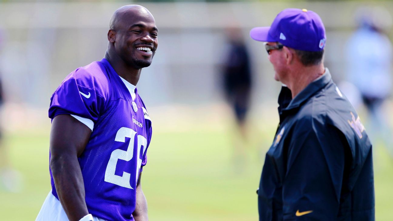 Vikings' Peterson to sit out entire preseason