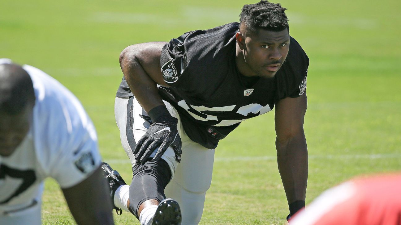 Derek Carr, Khalil Mack respond to potential of Las Vegas Raiders