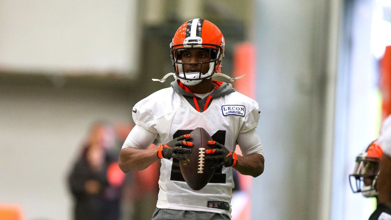 Steelers coach Mike Tomlin doesn't care what happened to Justin Gilbert in Cleveland