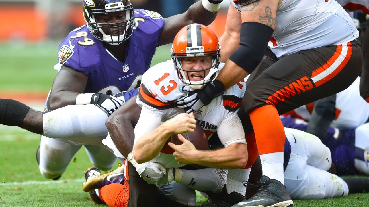 Injured Browns QB McCown out against Miami