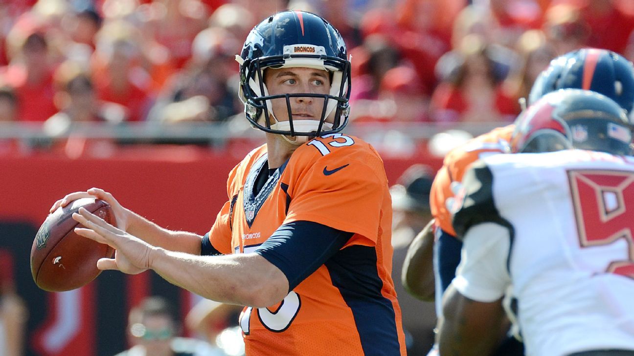 Broncos QB Siemian leaves with shoulder injury