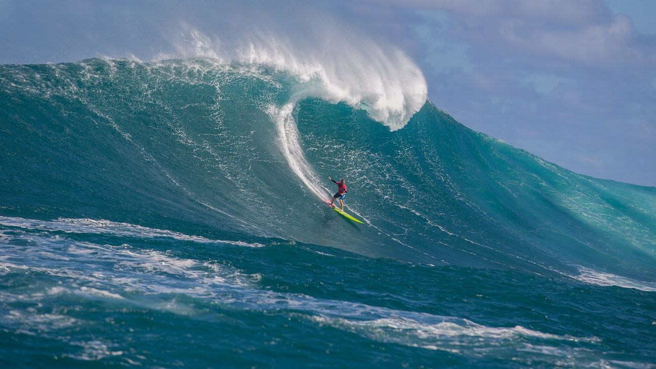 Eightyfoot wave in Portugal gives Brazilian surfer Rodrigo Koxa world