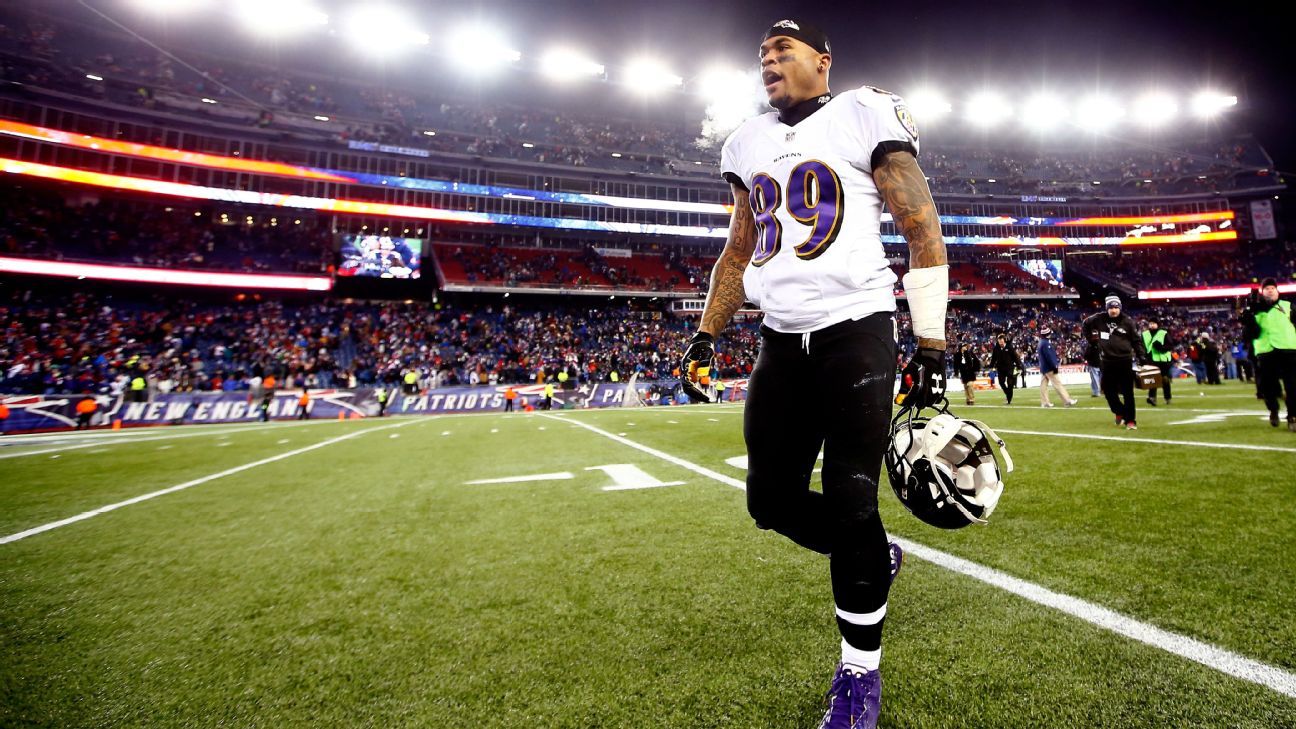 Is Steve Smith Sr. helping recruit Maclin?