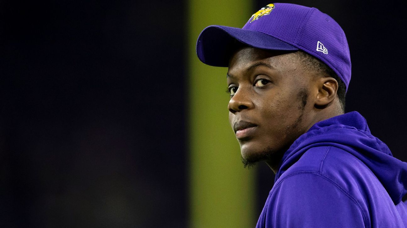 Vikings' decision a reminder of how far Bridgewater still has to go