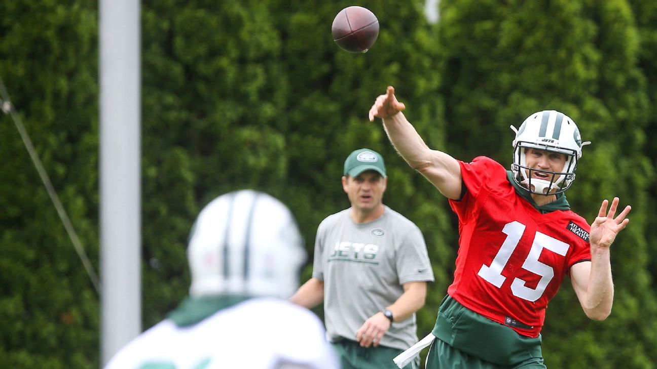 Josh McCown's wild ride: 15 years, 10 teams and a link to Emmitt Smith