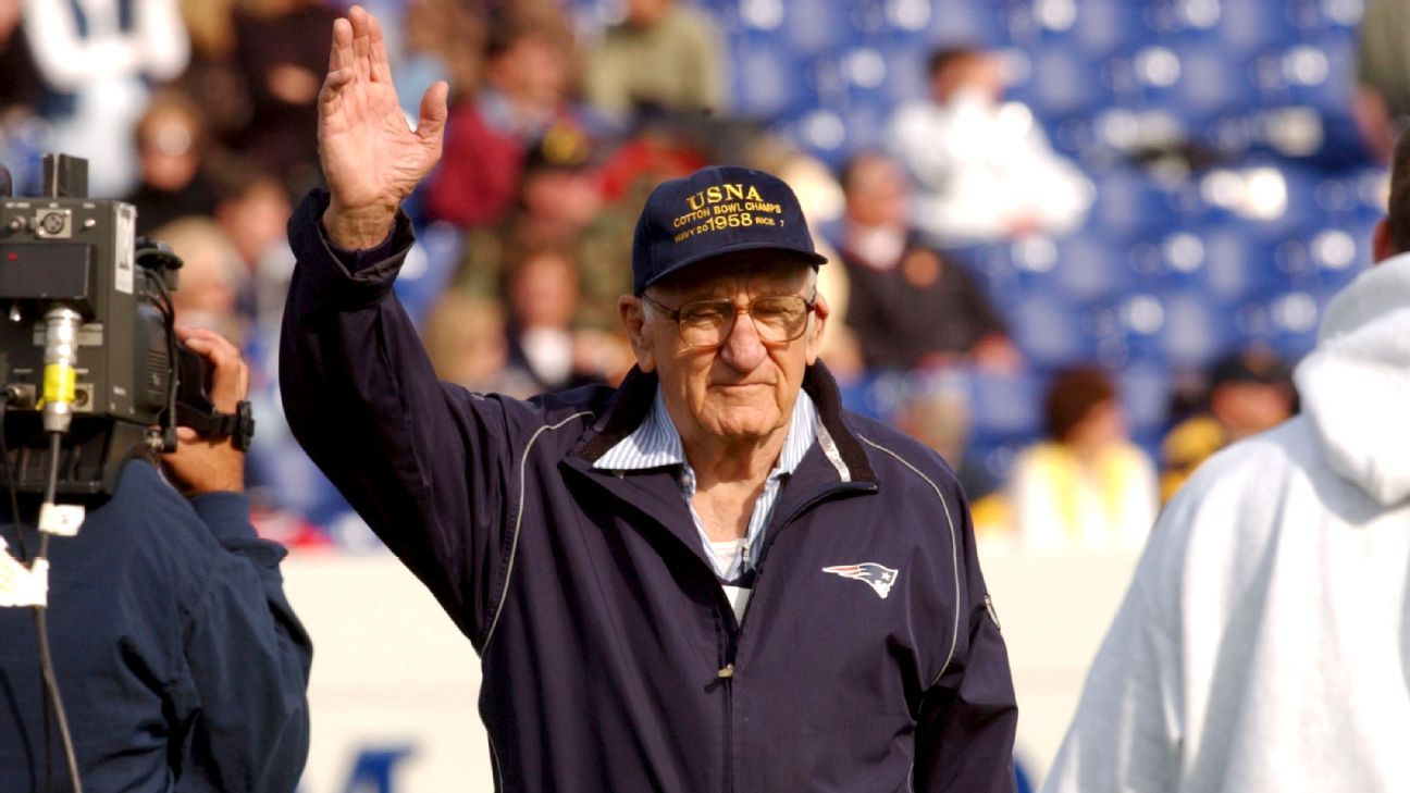 Among lessons Bill Belichick learned from his dad: Team is bigger than you