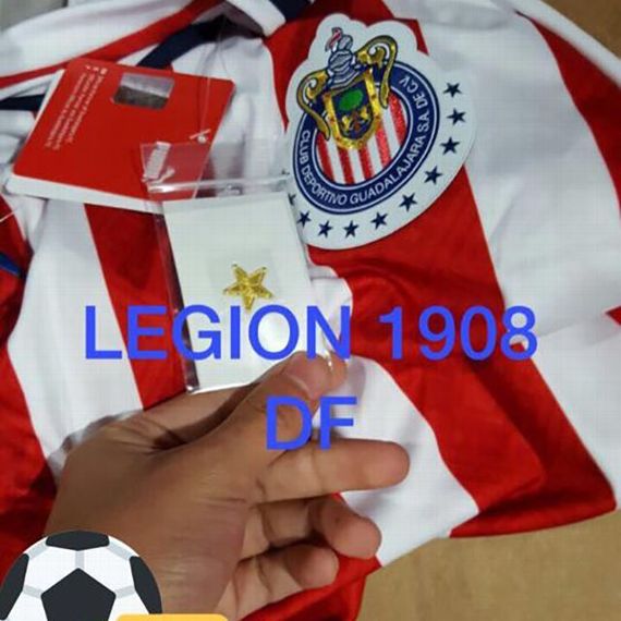 Filtran playera de Chivas con innovación en 'la 12'