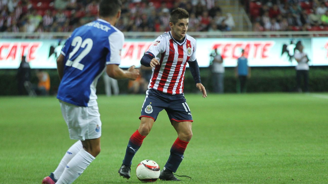 Isaac Brizuela reapareció con Chivas