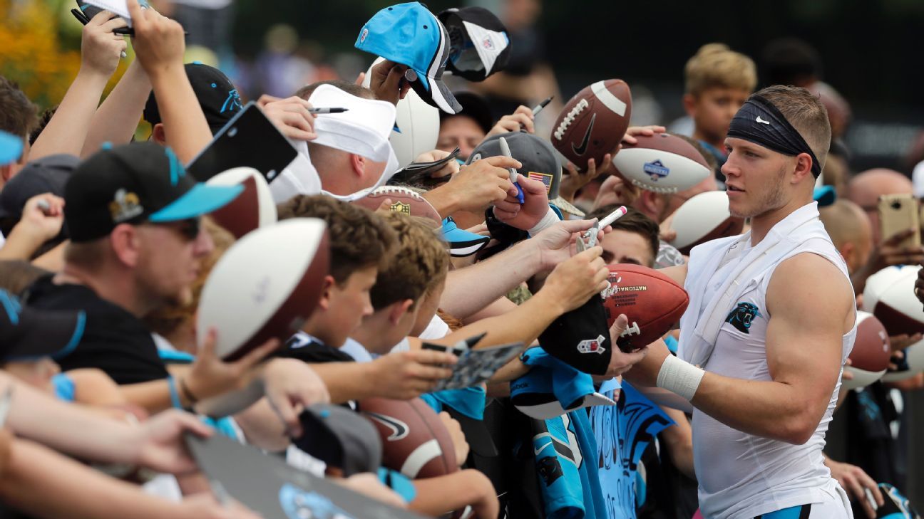 Sunday's best at NFL training camps 2017