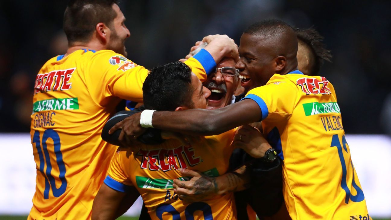 Técnicos internacionales que estuvieron, al menos, 10 años al frente de un equipo