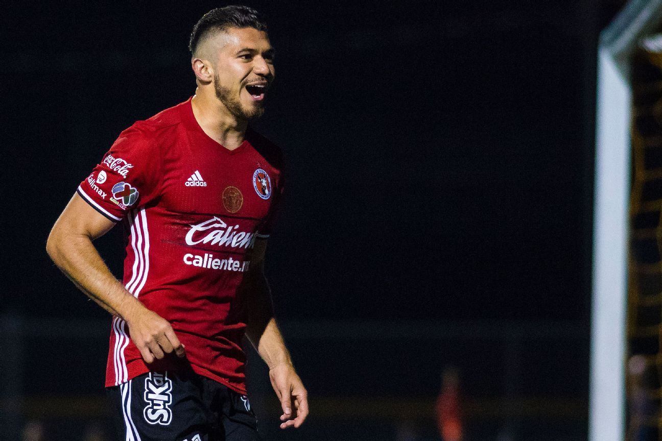 Henry Martin, Emanuel Aguilera y Joe Corona llegan al América