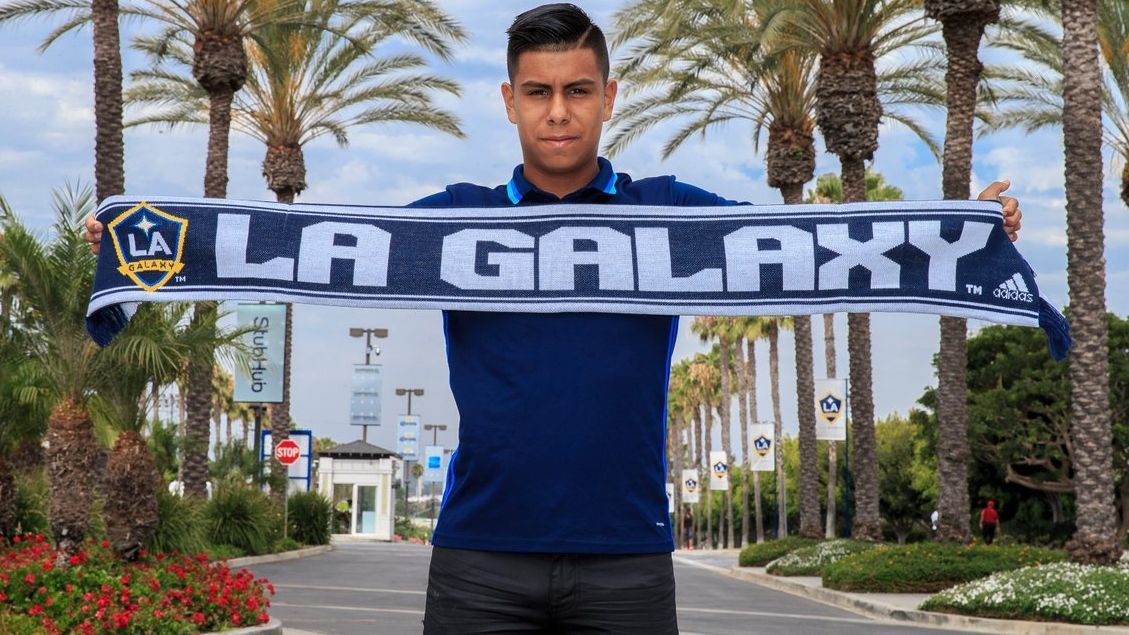 LA Galaxy ficha al mediocampista mexicano Efraín Álvarez