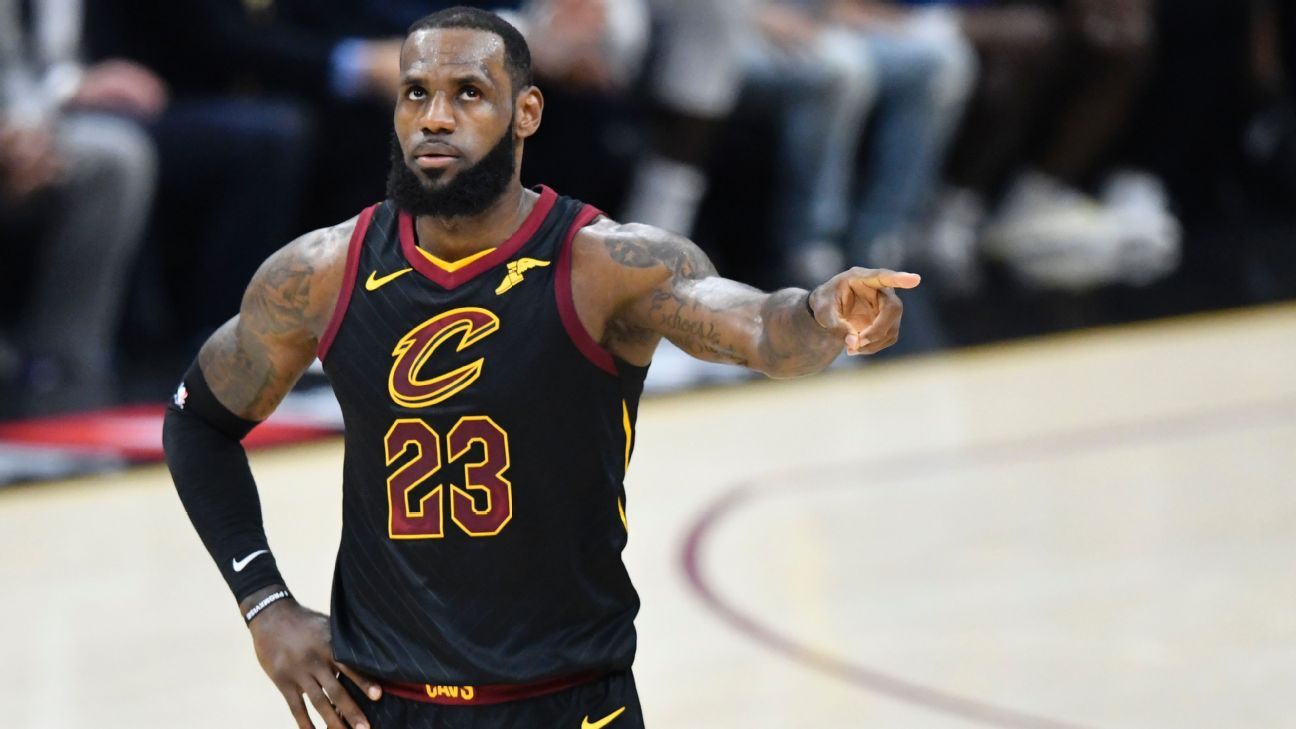 LeBron James declining player option, will unrestricted free agent