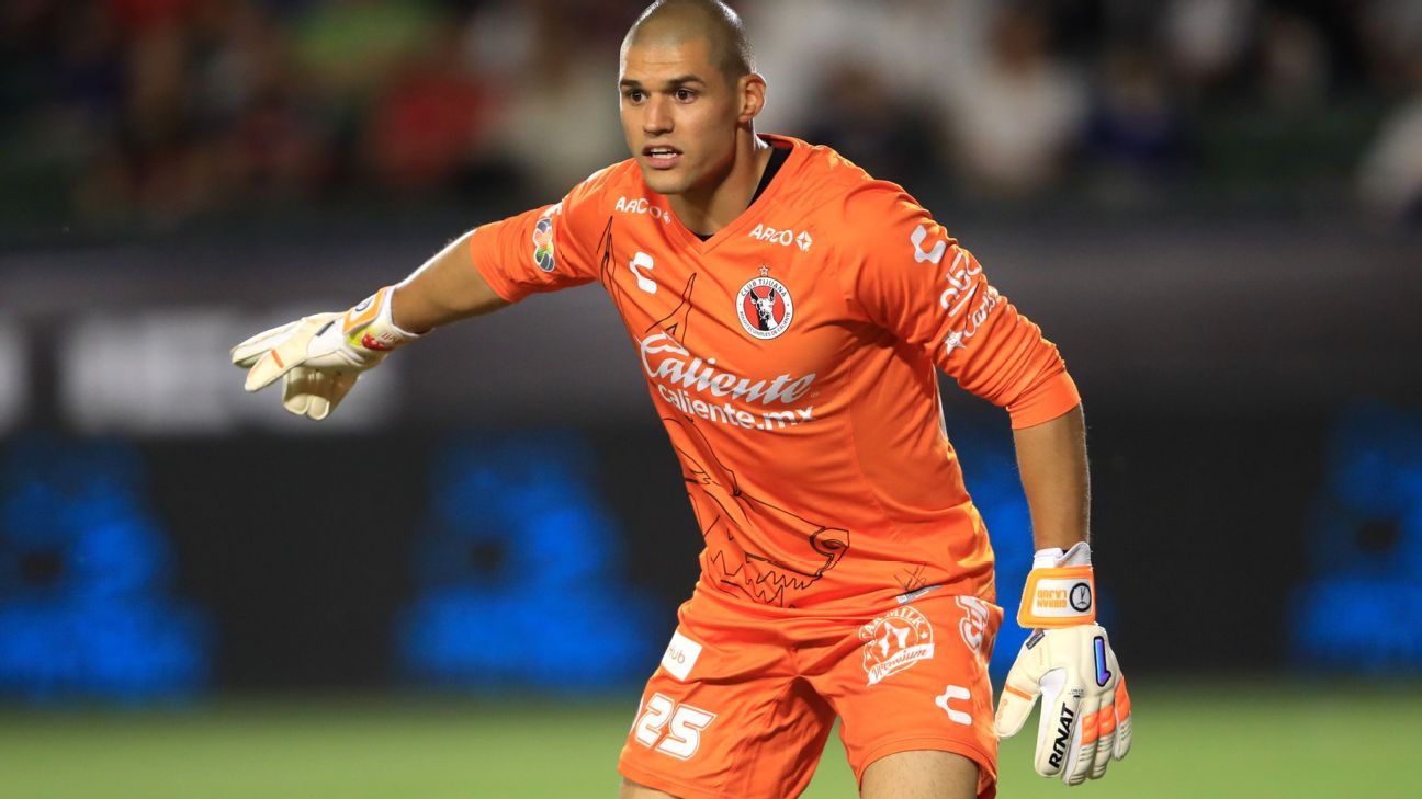 Gibran Lajud, el portero que perdió la titularidad ante Carlos Acevedo