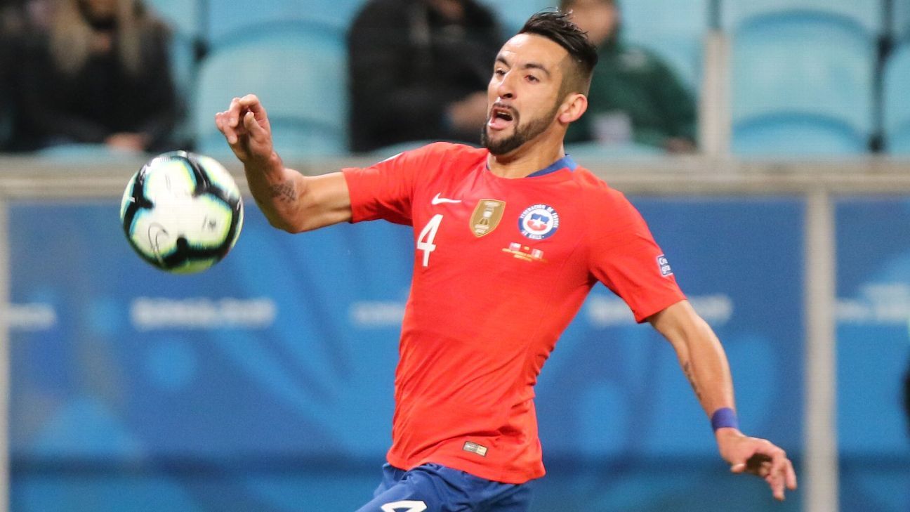 En el entorno de Isla ven más lejana que cercana una aventura en Boca Juniors