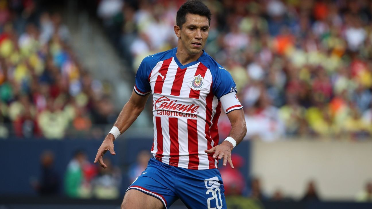 Jesus Molina, out of danger after injury; 'Chofis' wants to make a comeback.