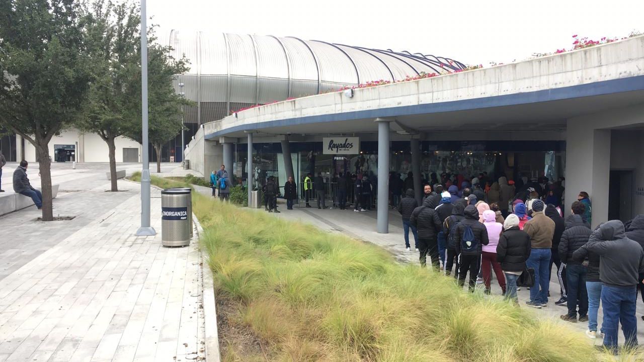 Rayados obtiene cinco millones de pesos en dos horas al agotar su nueva playera