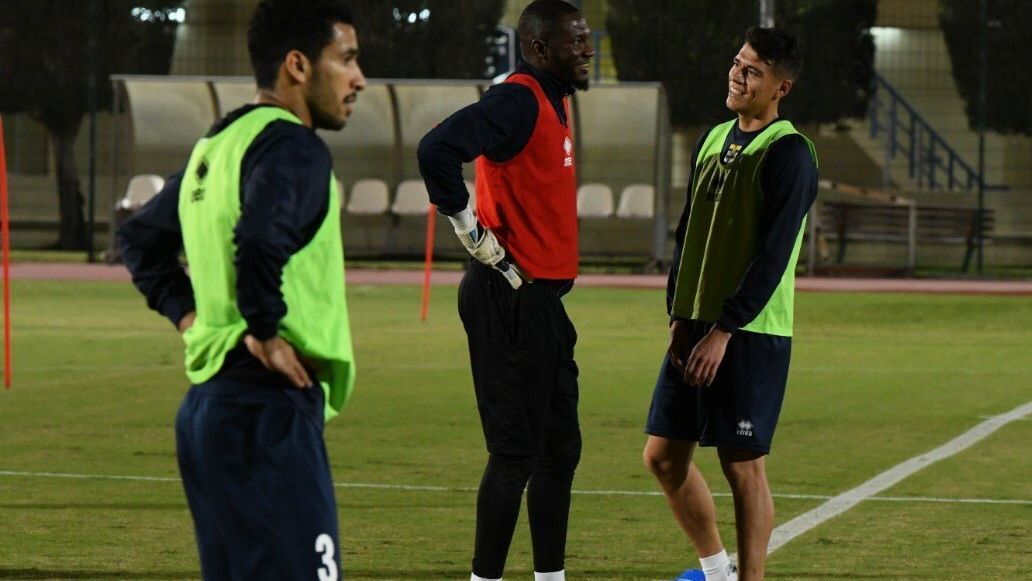 Héctor Moreno a cuatro millones de dólares de Chivas