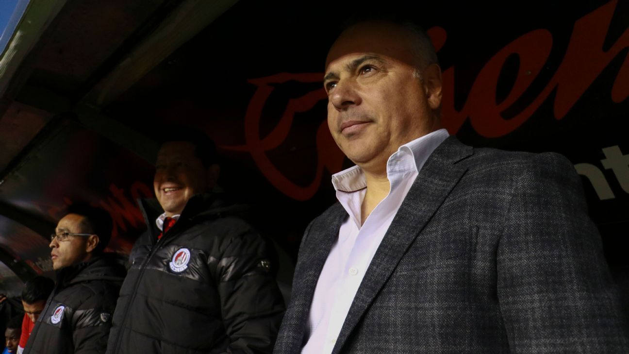 Guillermo Vázquez pide mejor actitud de sus jugadores