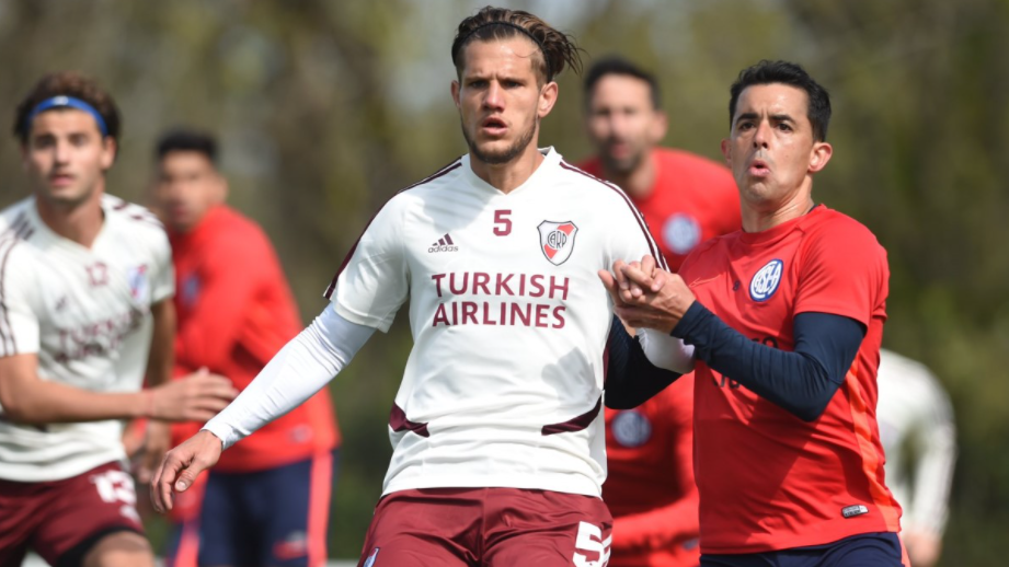 River, con suplentes, y San Lorenzo empataron en un amistoso plagado de goles