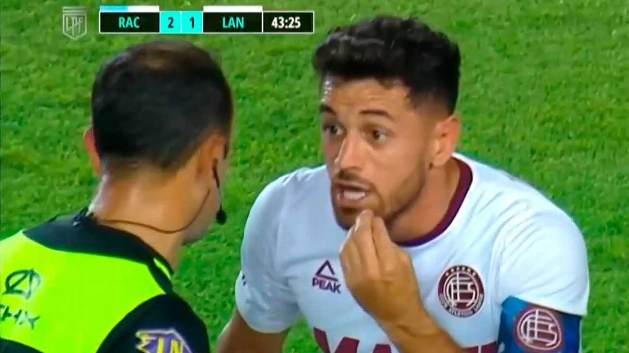 El árbitro Darío Herrera denunció a Lautaro Acosta por amenazas de muerte