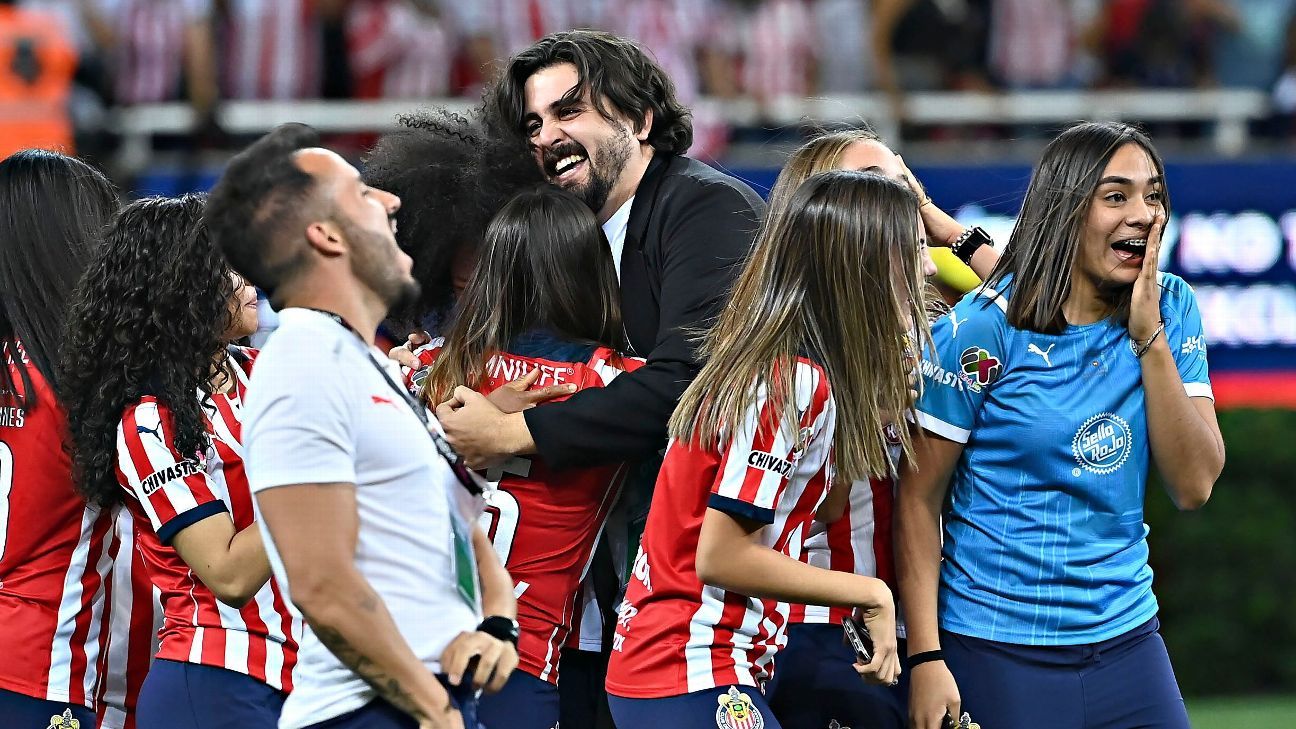 Amaury Vergara abucheado; el dueño de Chivas acepta no ser del agrado de un sector del público