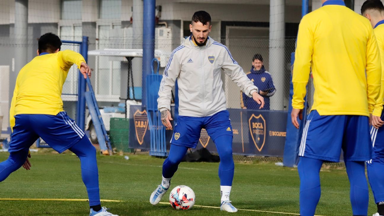 Benedetto dejó la práctica de Boca por un golpe y Payero ya estaría listo para jugar