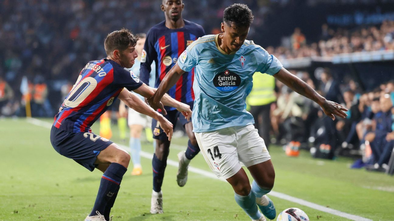 Renato Tapia está a poco de cerrar un acuerdo para seguir en Europa - ESPN