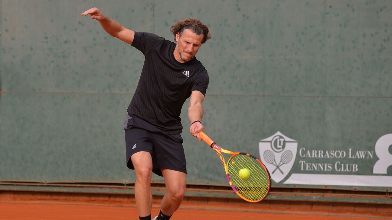 Diego Forlán se luce y gana en tenis - ESPN